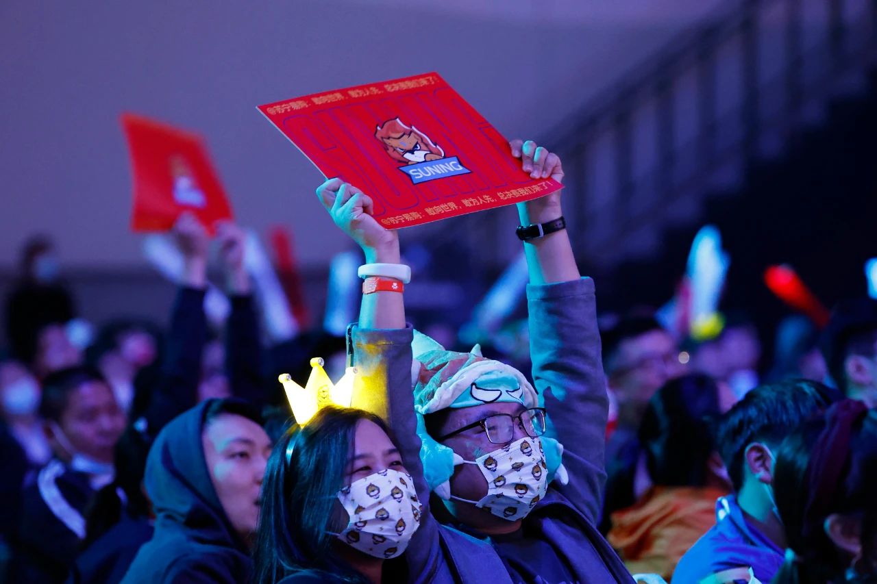封面故事 | 走进浦东足球场之前的两年